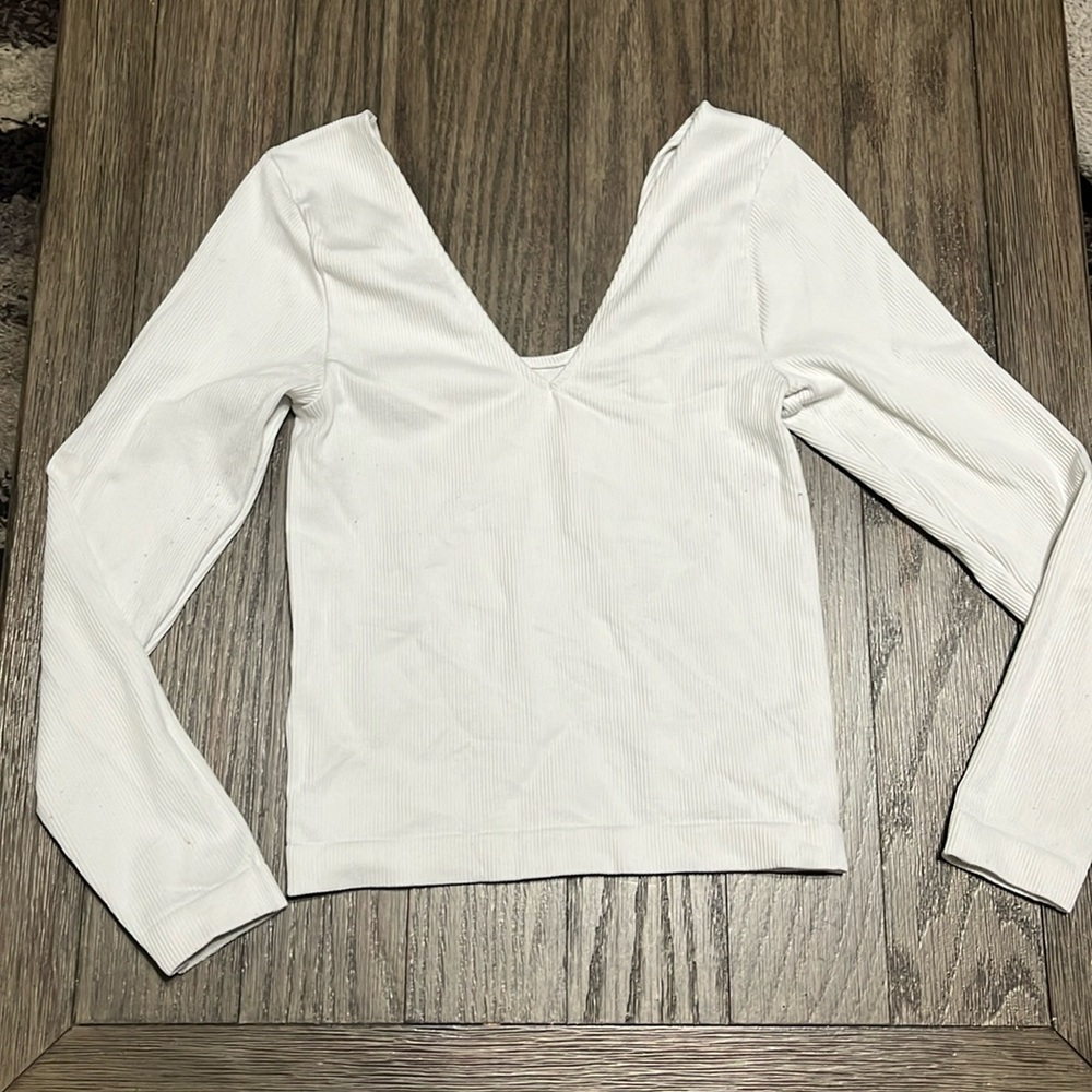 A New Day Long Sleeve Crop Top - Size S